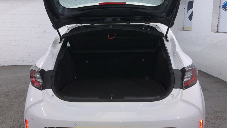 Toyota Corolla 1.8 VVT-i Hybrid Icon Tech 5dr CVT Hybrid Hatchback